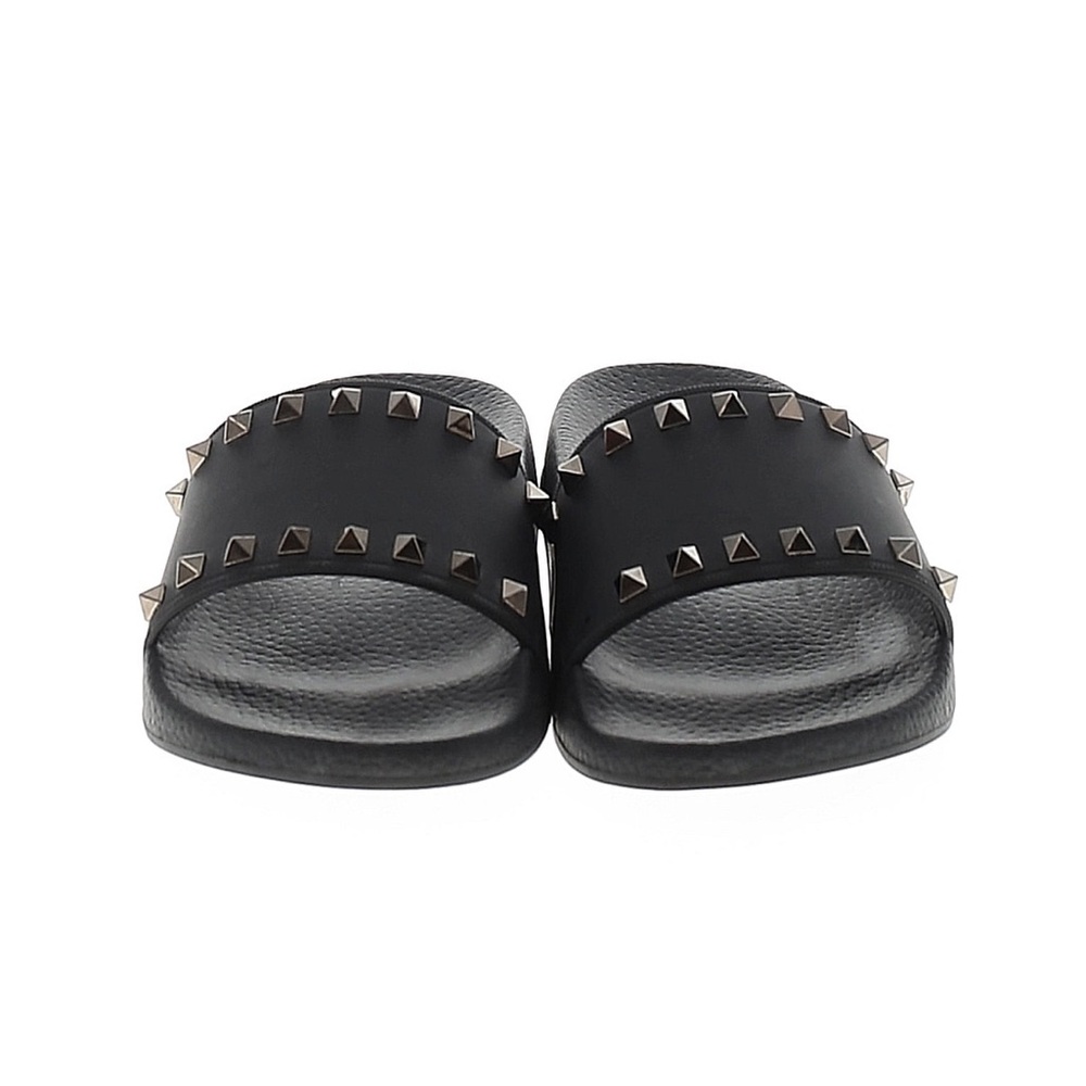 Stylish Black Valentino Garavani autentic sandal